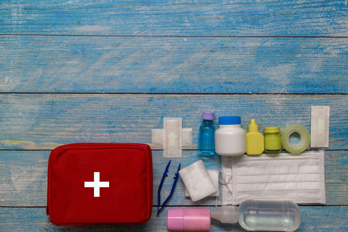 <div>Complete First Aid Kit Checklist: Must-Haves for Home and Travel Safety</div>